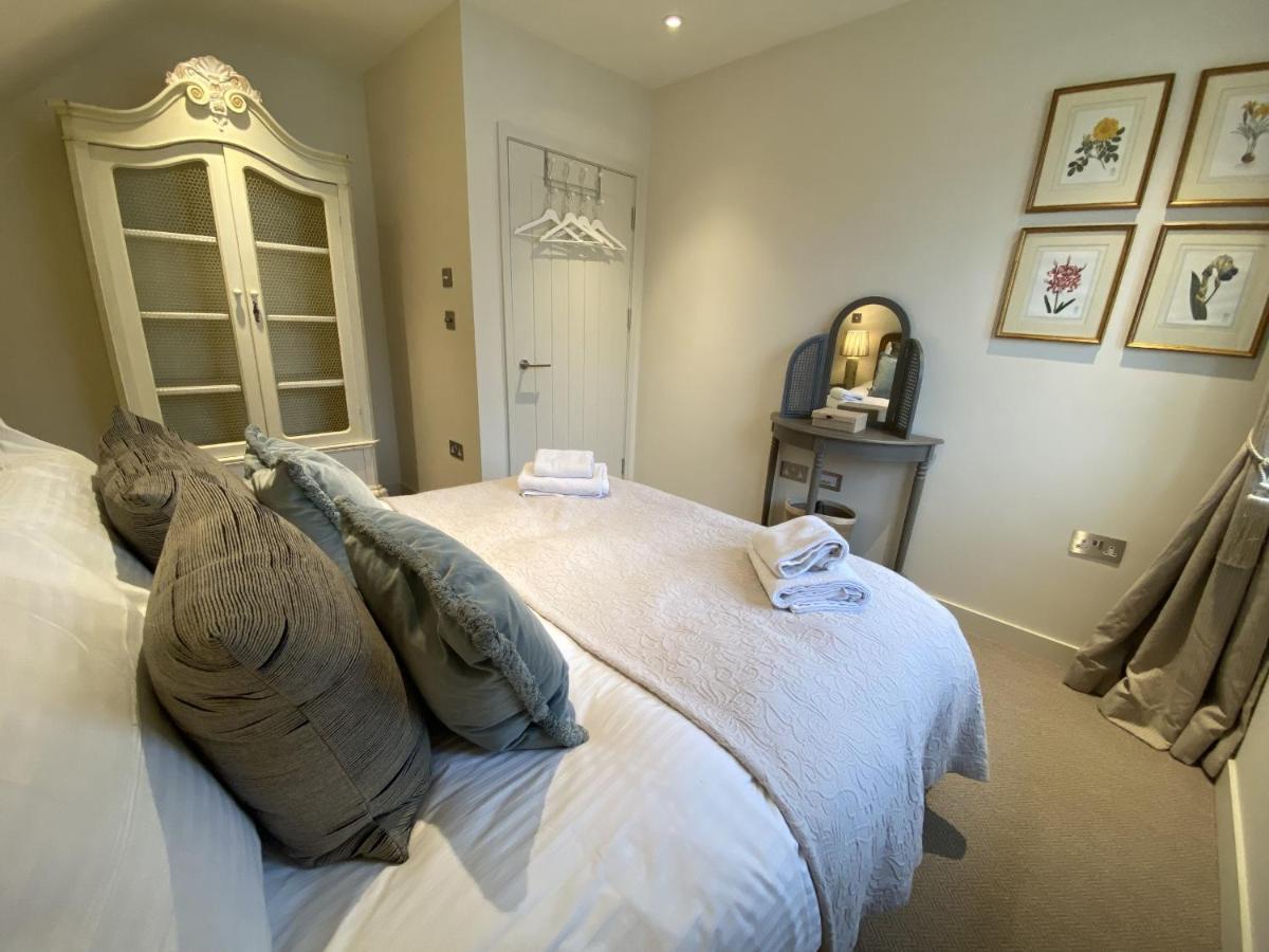 Walcot Yard With Parking, Keys Bath